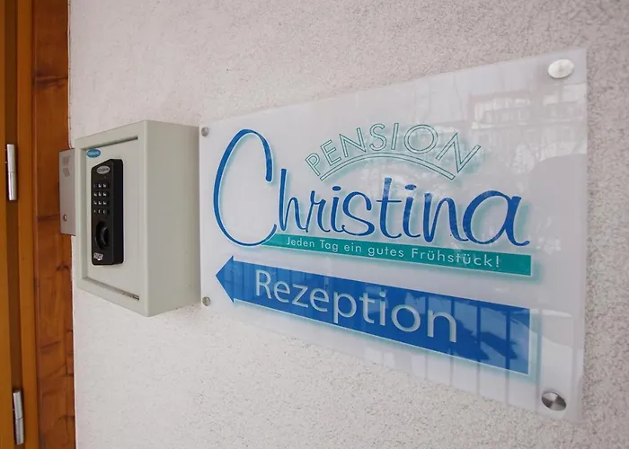 Christina بيت ضيافة 3*